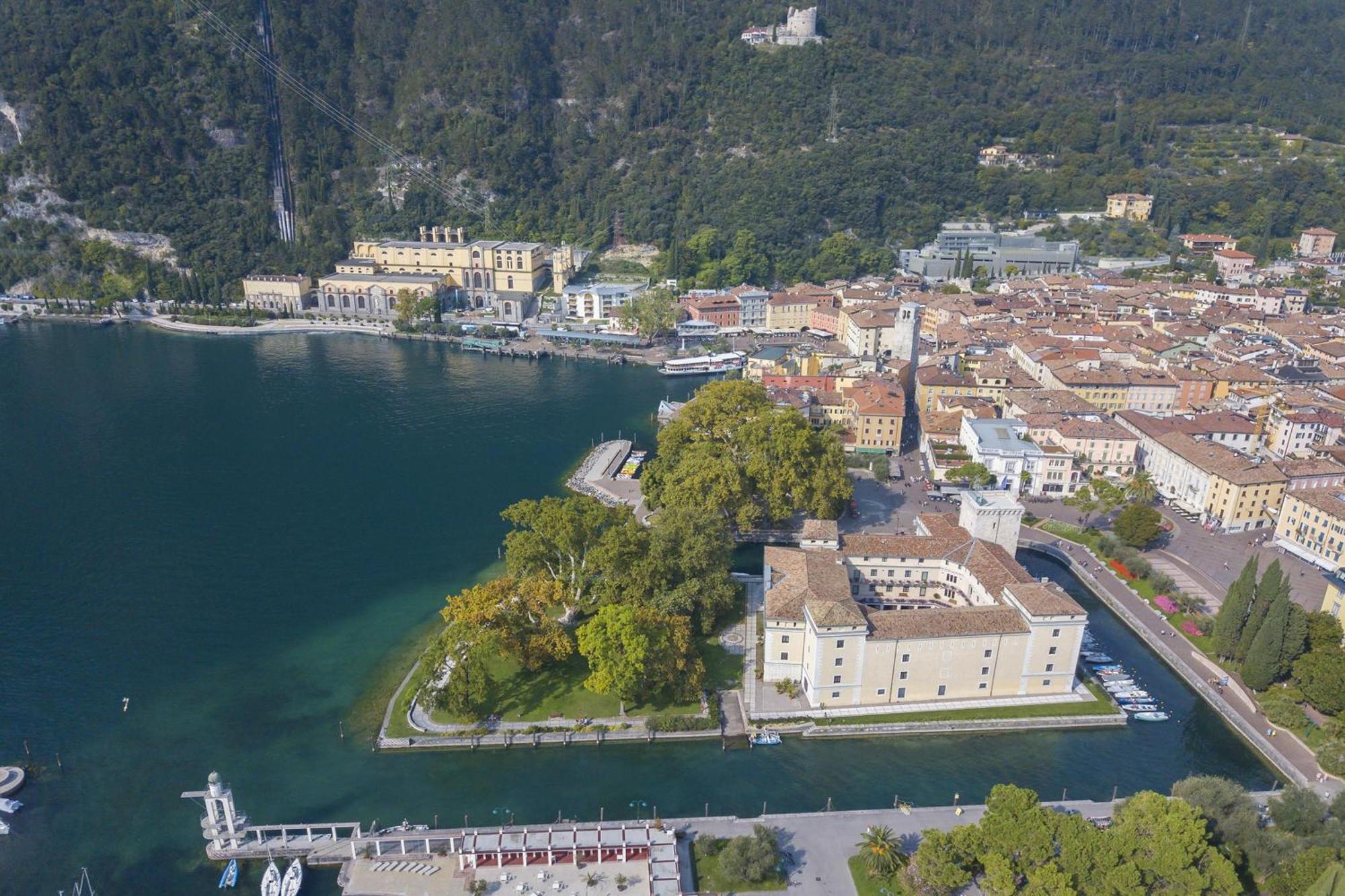 Casa Azzurra 150Mt From Lake - Happy Rentals Riva del Garda Exterior foto